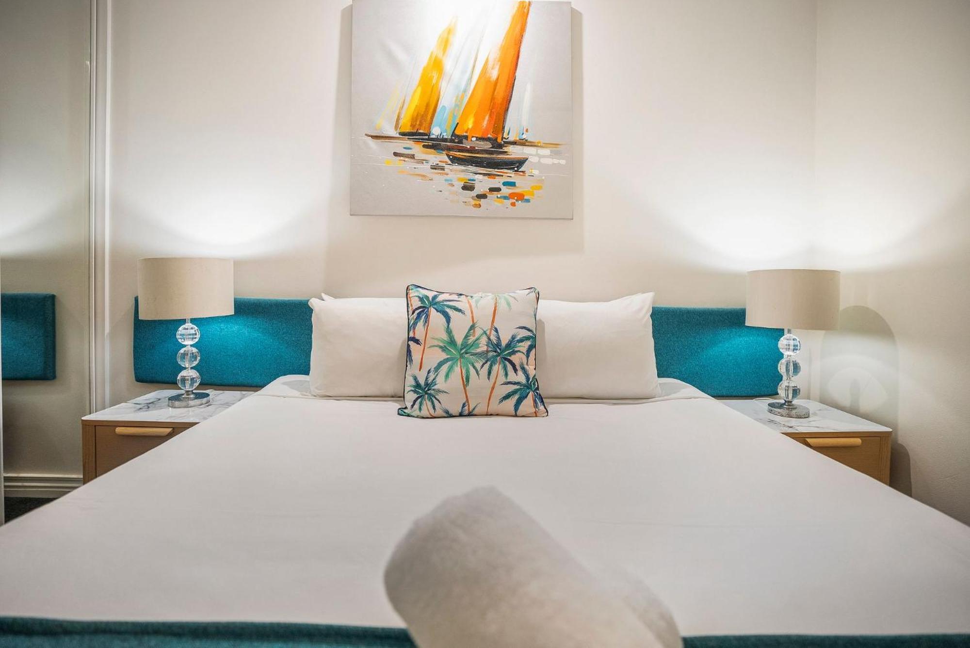 Sarayi Boutique Hotel Палм Коув Екстериор снимка